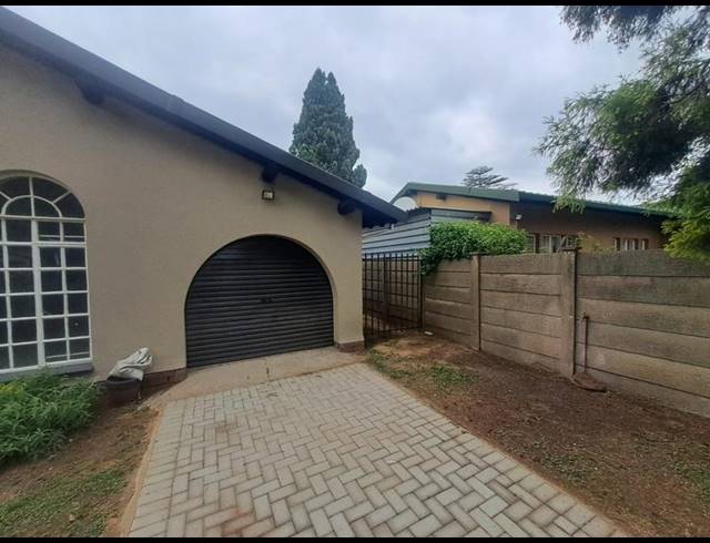 3 BEDROOM HOUSE FOR SALE IN VAALPARK